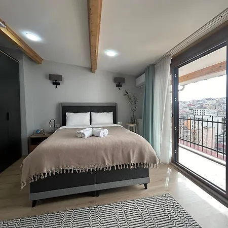 Narpera Taksim Boutique *